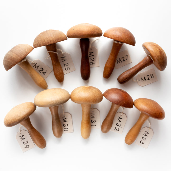 Vintage darning tools